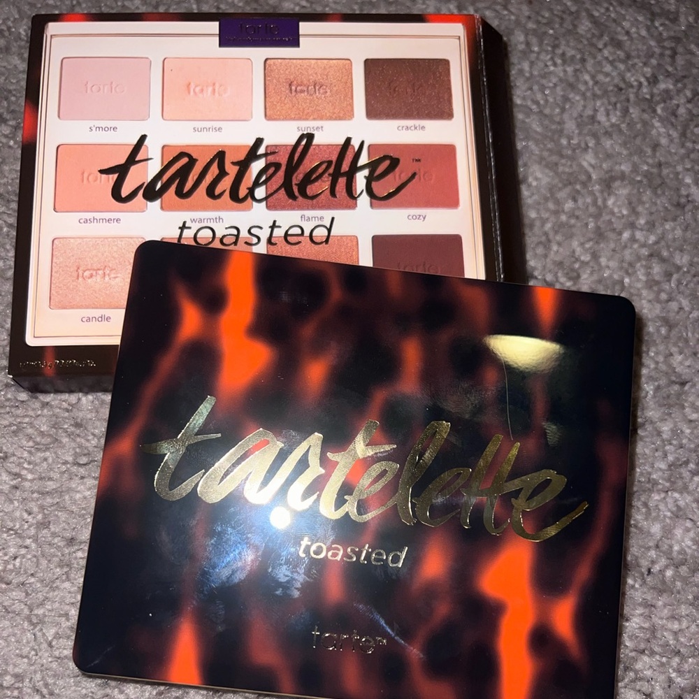 Tartelette Toasted Palette on Carpet
